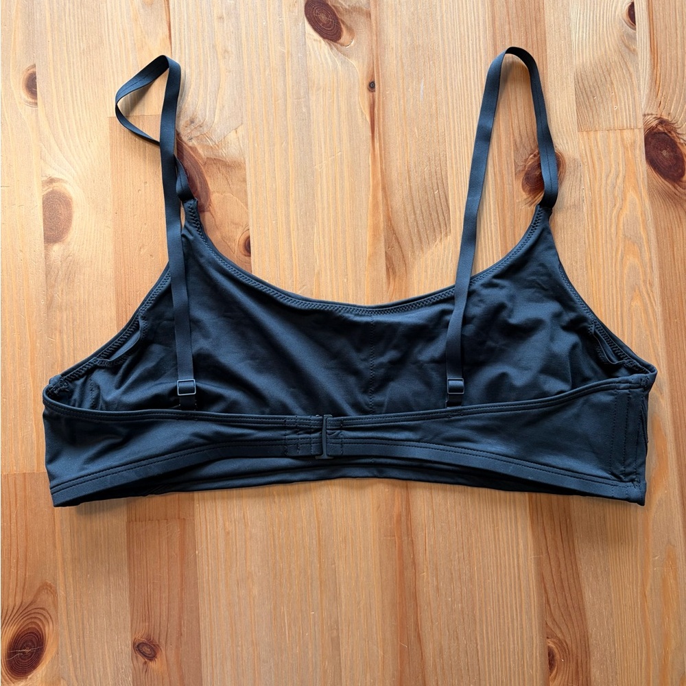 Everlane ReNew Black Bikini Top - Picture 2 of 4
